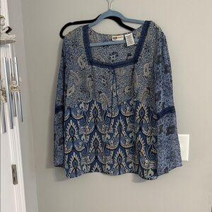 Faded Glory Blue and Cream Paisley Blouse